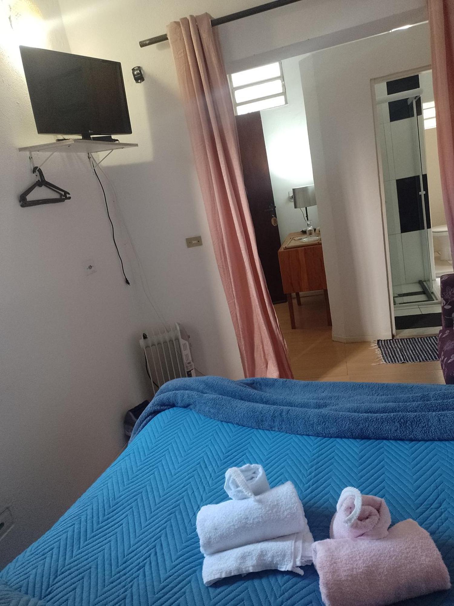 Apartmán Quartos Para Hospedagem Da Casa Amarela Campos do Jordão Pokoj fotografie
